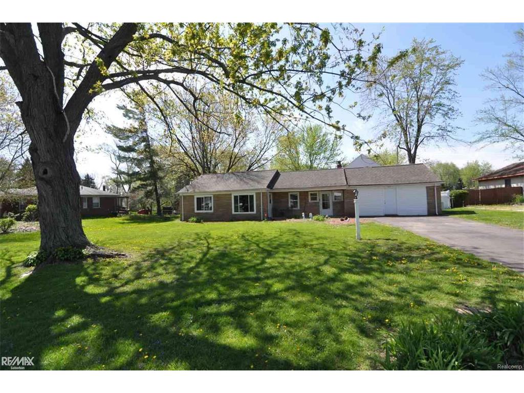 125 Blanche, Troy, MI 48098 photo 1