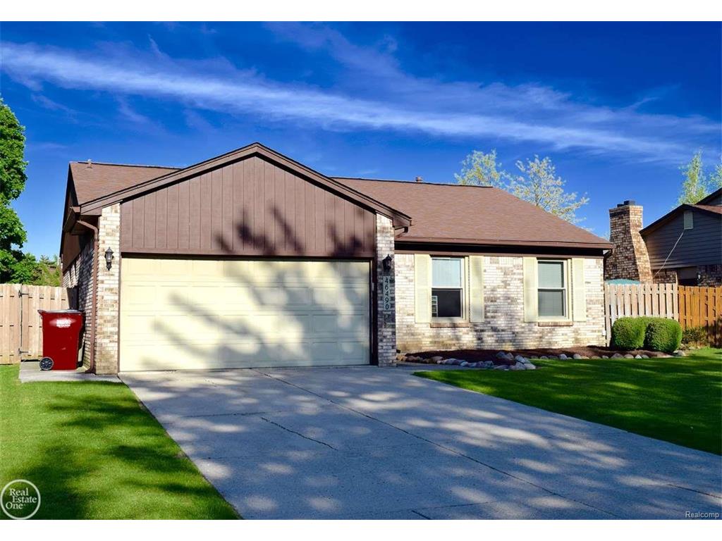 46490 Apple Ln, Macomb, MI 48044 photo 1