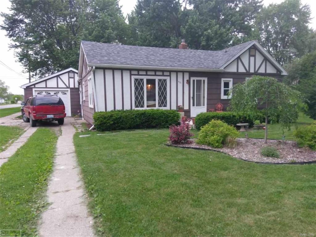 401 N Neeper, Capac, MI 48014 photo 1