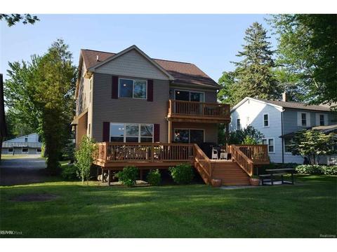 4663 Pointe Tremble, Algonac, MI 48001 photo 1