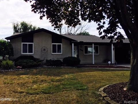 29233 E Nottingham Cir, Warren, MI 48092 photo 1