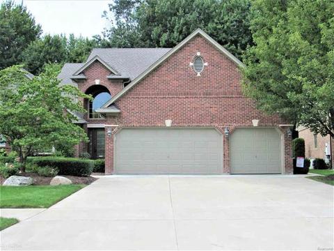 45919 Riverwoods Dr, Macomb, MI 48044 photo 1