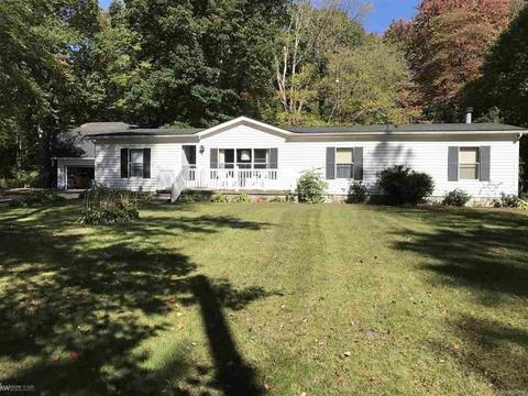 6152 Benoit Rd, Algonac, MI 48001 photo 1