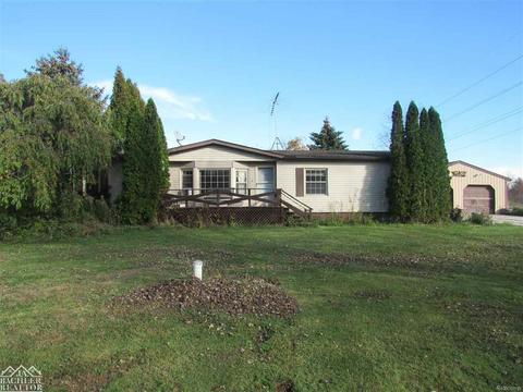 4881 Hessen, Casco, MI 48064 photo 1