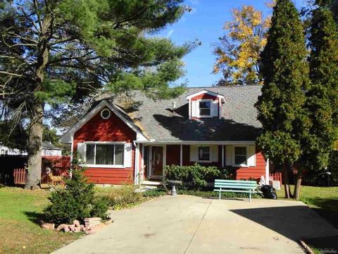 1780 Washington, Algonac, MI 48001 photo 1