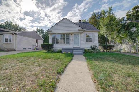 324 Gladwin, Clawson, MI 48017 photo 1