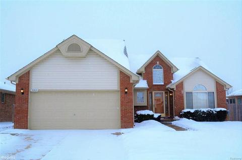 50821 Commons, Macomb, MI 48042 photo 1