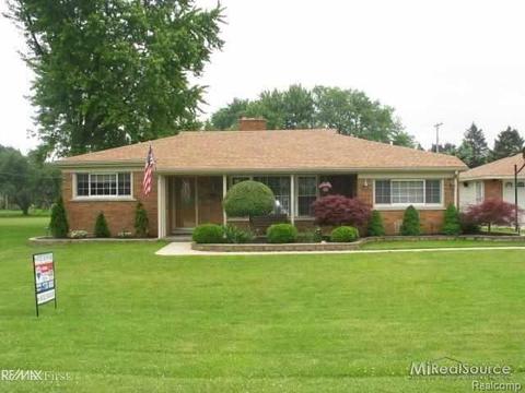 16152 Windham, Fraser, MI 48026 photo 1