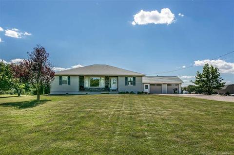 7513 Gibbons Rd, Grant, MI 48032 photo 1