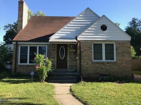 1611 Berkeley, Lansing, MI 48910 photo 1