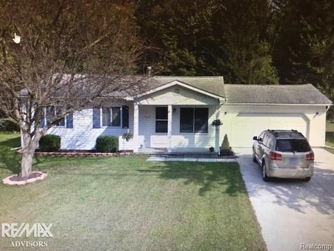9437 Lakepointe, Clay Twp, MI 48001 photo 1