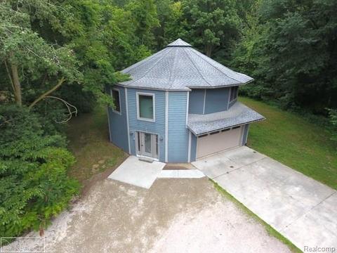 9191 Folkert Rd, Algonac, MI 48001 photo 1