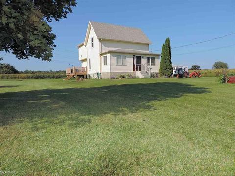 22065 Irwin, Armada, MI 48005 photo 1