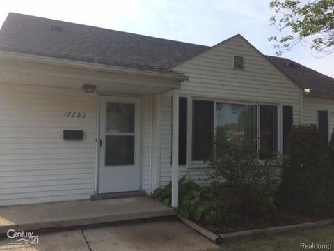 17620 Quarry St, Riverview, MI 48193 photo 1