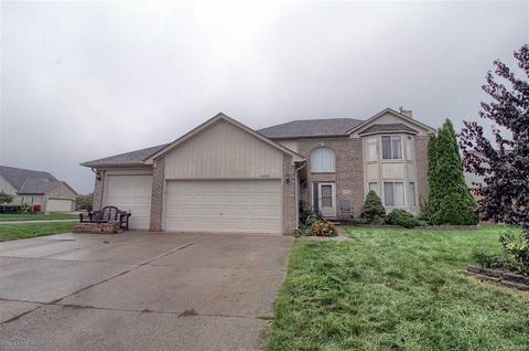 45739 Lone Pine Ln, Macomb, MI 48044 photo 1