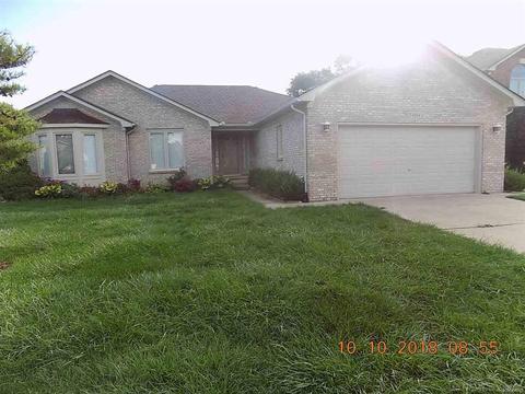 54834 Pimenta, Macomb, MI 48042 photo 1