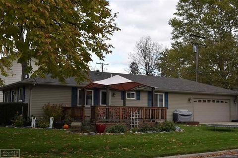 1015 S 9th, St. Clair, MI 48079 photo 1