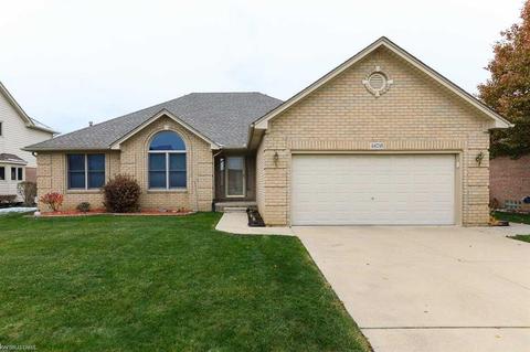 48735 Dunn Ct, Macomb, MI 48044 photo 1