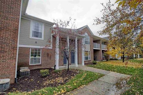 45808 Warwick, Macomb, MI 48044 photo 1