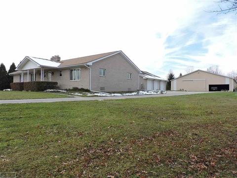 5426 Bethuy Rd, Casco, MI 48064 photo 1
