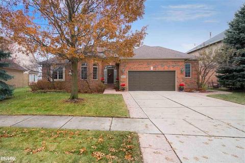 45053 Riverwoods Dr, Macomb, MI 48044 photo 1