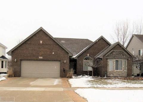 21333 John Dr, Macomb, MI 48044 photo 1