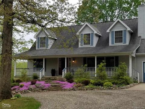 506 Yule, Leonard, MI 48367 photo 1