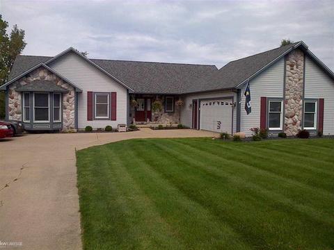 8118 Potter Rd, Flushing, MI 48433 photo 1