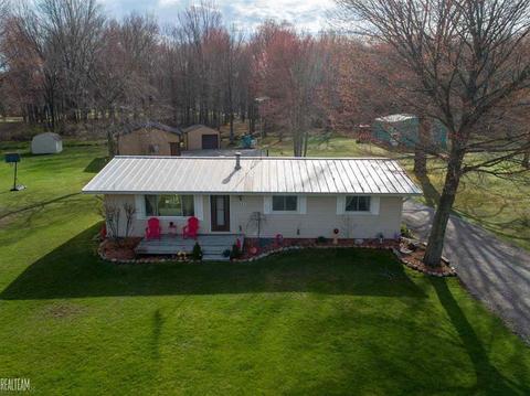8943 Field, Clay Twp, MI 48001 photo 1