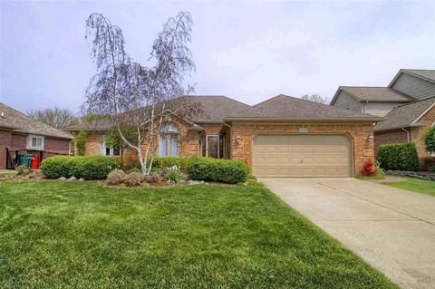 48282 Sherringham Dr, Macomb, MI 48044 photo 1