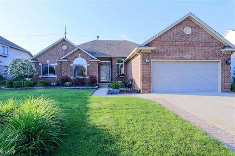 21323 Patterson, Macomb, MI 48044 photo 1
