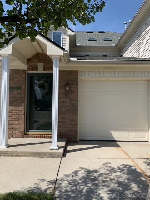45689 Gable Dr, Macomb, MI 48044 photo 1