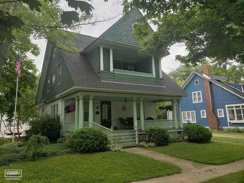 413 N Main St, Capac, MI 48014 photo 1