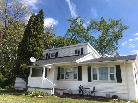 5120 Capac Rd, Capac, MI 48014 photo 1