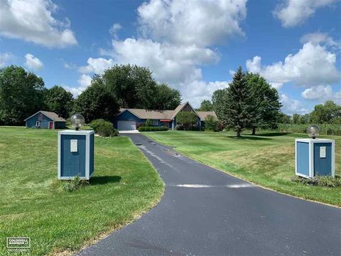 2202 S Range Rd, St. Clair, MI 48079 photo 1