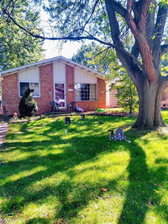 39476 Willmarth St, Harrison Township, MI 48045 MLS 58031397286