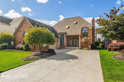 48473 Tilch, Macomb, MI 48044 photo 1