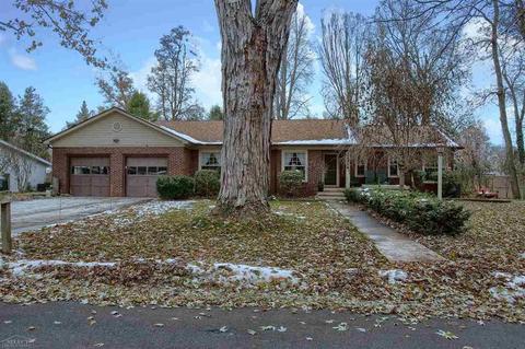 340 Colonial Ln, Algonac, MI 48001 photo 1