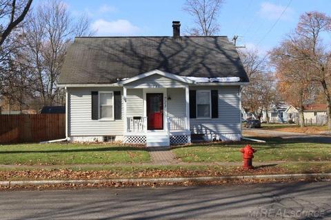 723 N 6th, St. Clair, MI 48079 photo 1