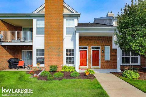 46117 Baldwin Dr, Macomb, MI 48044 photo 1