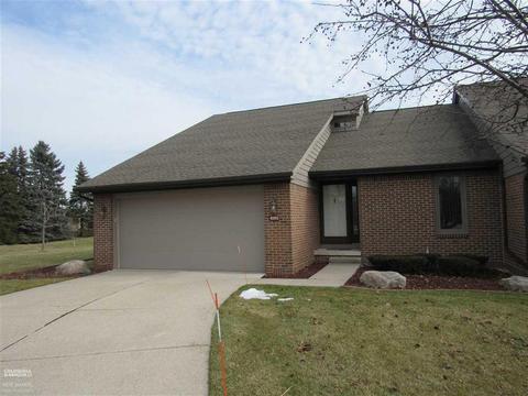 45955 E Meadow Cir, Macomb, MI 48044 photo 1