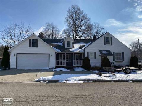 312 Brown, St. Clair, MI 48079 photo 1