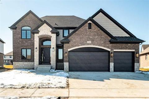 49869 Monarch, Macomb, MI 48044 photo 1