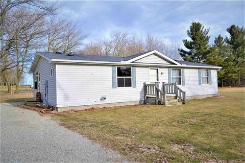 2545 Huron, Applegate, MI 48401 photo 1