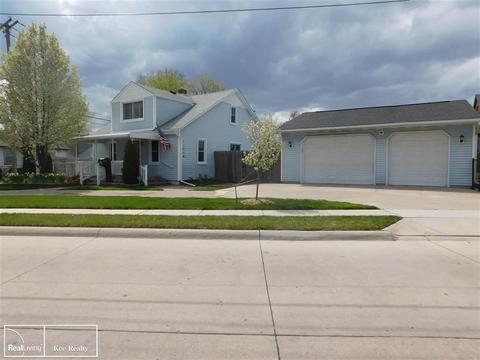 16306 Semrau, Eastpointe, MI 48021 photo 1
