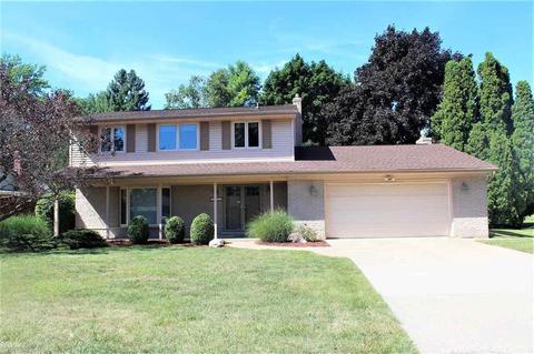 18663 Devisscher, Clinton Township, MI 48036 photo 1