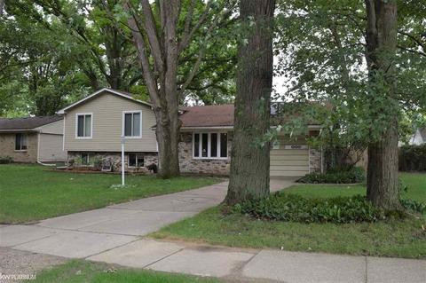 50737 Peggy Ln, Chesterfield, MI 48047 photo 1