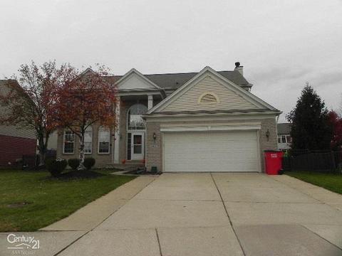 49681 Helmsley, Macomb, MI 48044 photo 1