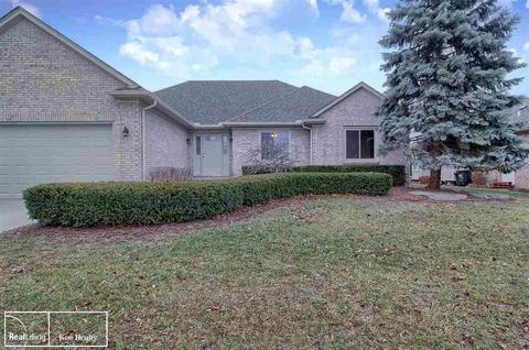 47058 Beacon Square Dr, Macomb, MI 48044 photo 1