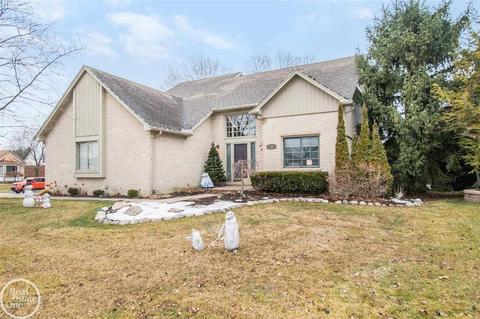 33649 Clearview Dr, Fraser, MI 48026 photo 1